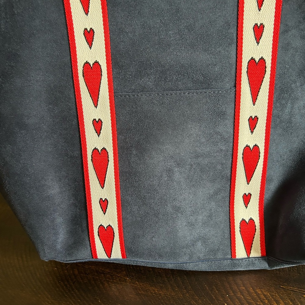 Brighton Velveteen Love Tote bag. - Picture 4 of 7